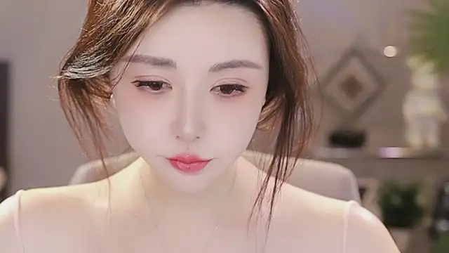 Qiaoqiao__ live sex cam