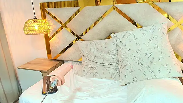 Noelle_Minx's cam snapshot