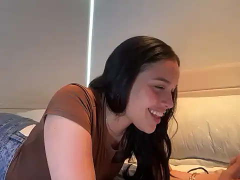 Victoria_Poet's cam snapshot