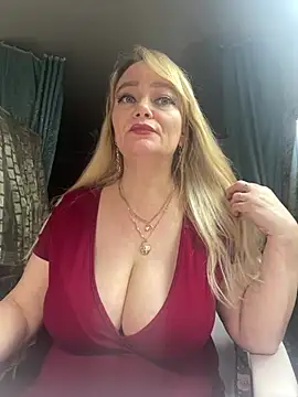 Sweet-blonde's cam snapshot