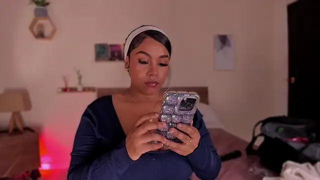 YariRose live sex cam