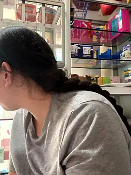 IAM_VALERI's cam snapshot