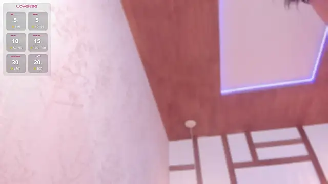 RenataLeclair live sex cam