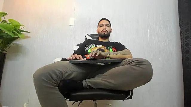 matteosantos's cam snapshot