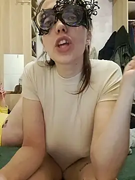 PearMaki live sex cam