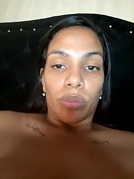 ArielleMillerr-'s cam snapshot