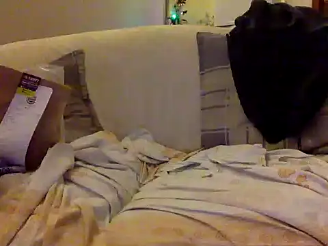 CaiBull's cam snapshot