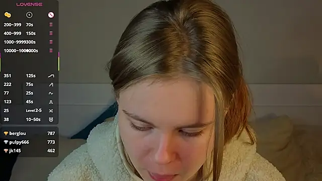 JulietteRain live sex cam