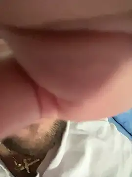 Andreiandu23 live sex cam