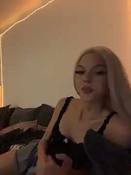 MiaTamara's cam snapshot