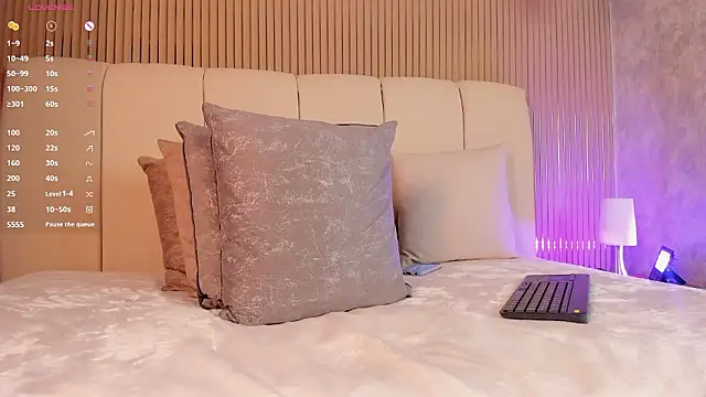 Ivana_Hall live sex cam