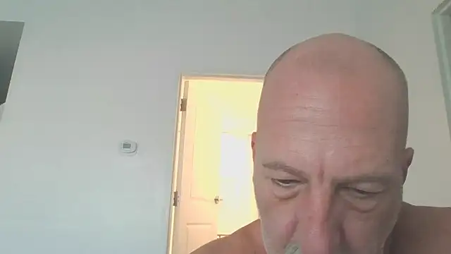 Yankeedave420 live sex cam