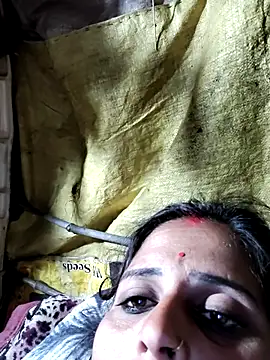 Bhavna8080's cam snapshot