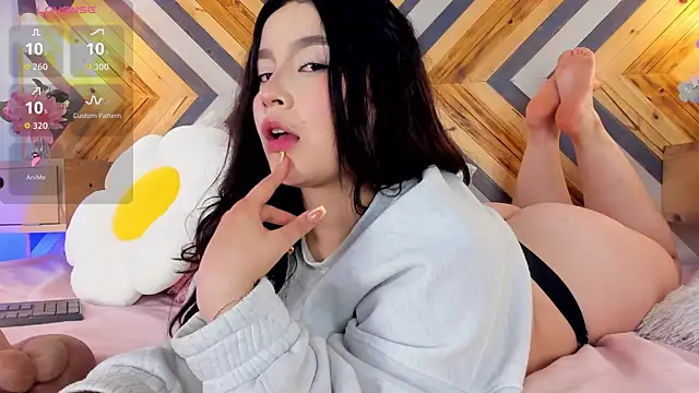 ZairaVanCleef's cam snapshot