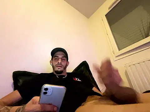 Rebeu313 live sex cam