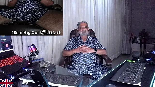 OnlineBossUK live sex cam