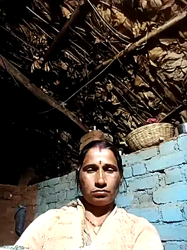 Hot_bhi38's cam snapshot