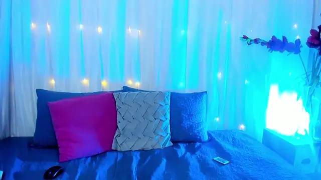 shy_siren's cam snapshot