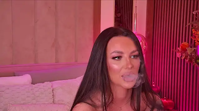 OliviaNoirr's cam snapshot