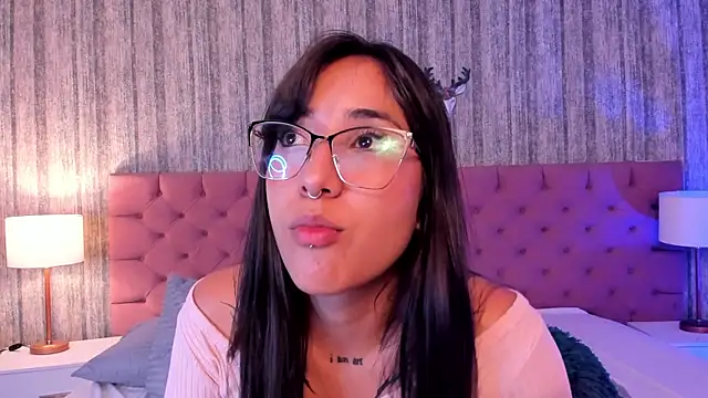 LiaaTurner's cam snapshot