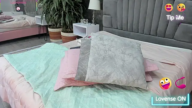 isa_lancaster live sex cam