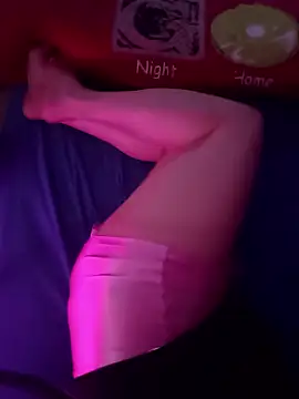 JulietteMaitresse live sex cam