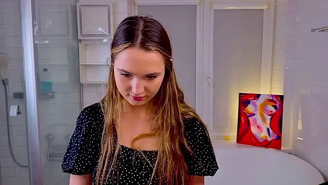 LeenaPuita live sex cam