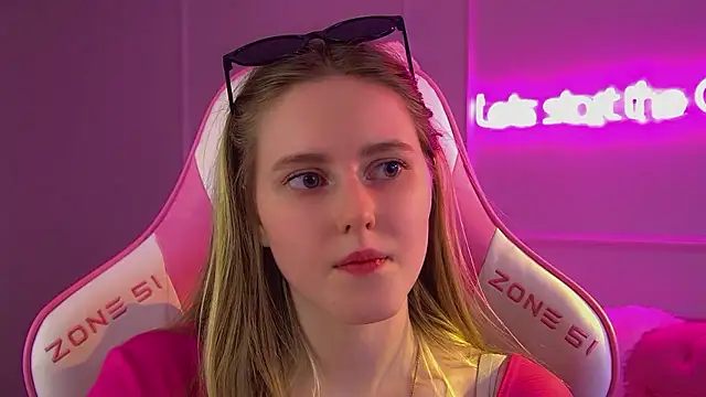 LexiBookwell's cam snapshot