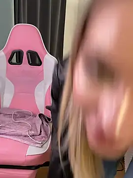 MistressMommyKate live sex cam