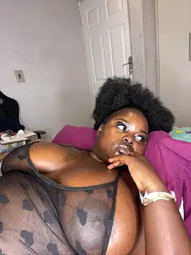 Honeycoco0211's cam snapshot