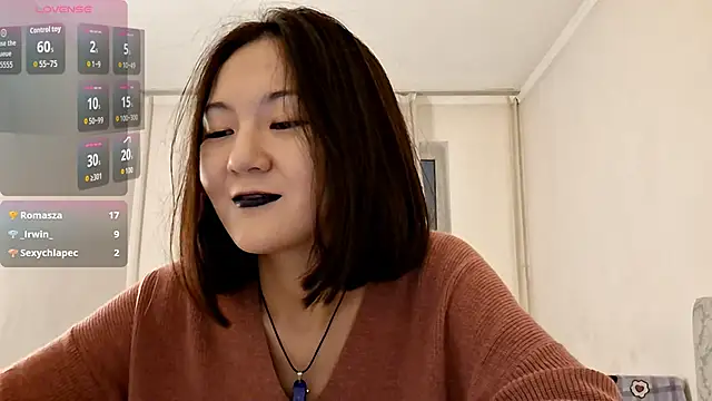 Lyndasilk live sex cam