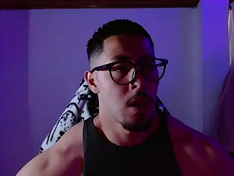 Spilios_low's cam snapshot