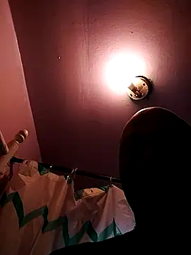 MrPerform74's cam snapshot