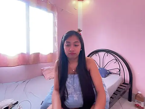 Mira_Janee's cam snapshot