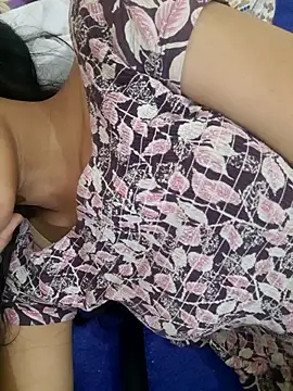 Alpee_kumri's cam snapshot