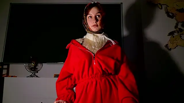 ClaireMathis's cam snapshot