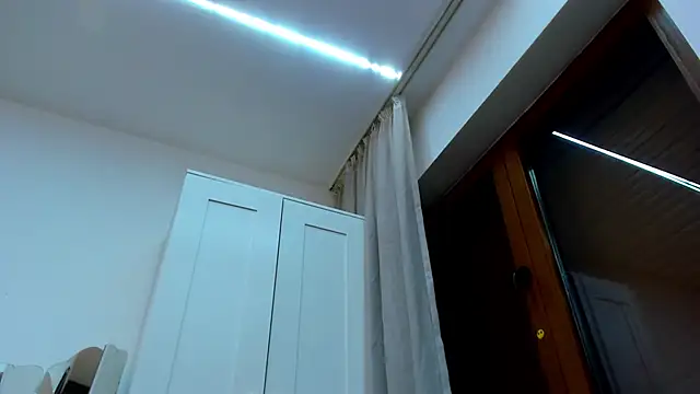 Anyssia's cam snapshot