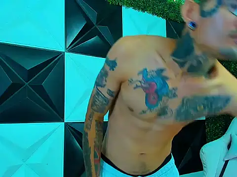 Boy_tatto77's cam snapshot