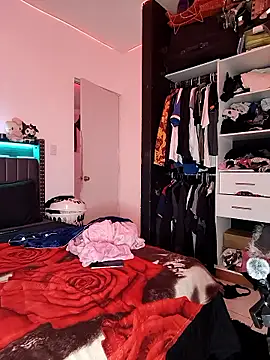 blazed_vixen's cam snapshot