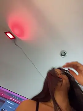 Juanita-Diaz live sex cam