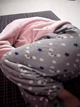 your_sidhi's cam snapshot