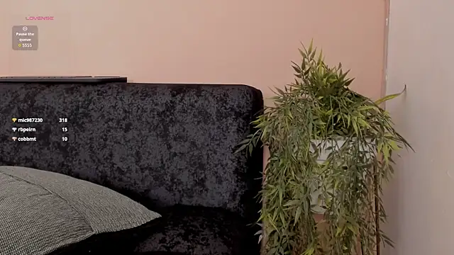 thomas_eliotts live sex cam