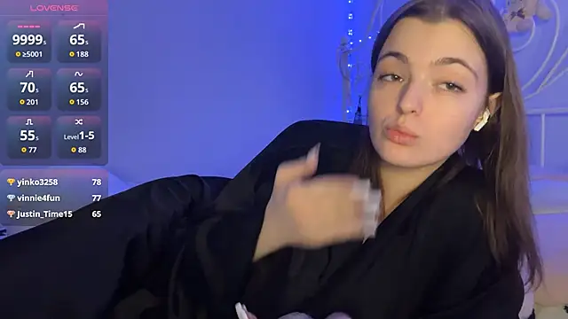 HoneyMist live sex cam