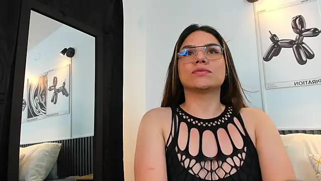 Cloe_Bonne live sex cam