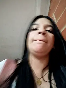 Layla-daring live sex cam