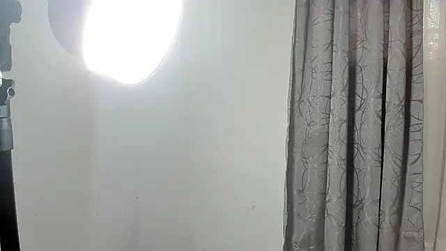 elysha_venus_'s cam snapshot