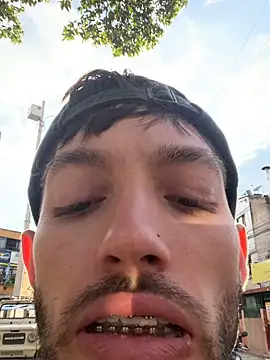 sarabiaarevalo live sex cam