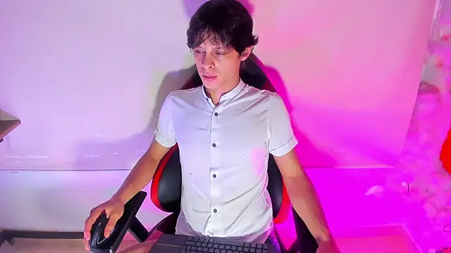 LilOwen_'s cam snapshot