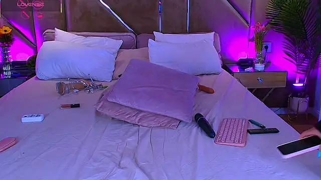 Lellie__ live sex cam