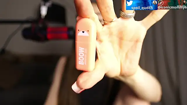 supreme_dominatrix's cam snapshot